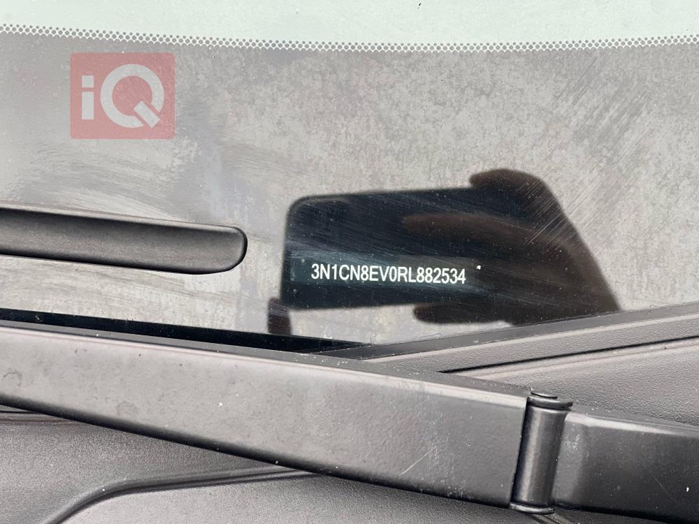 نيسان فيرسا